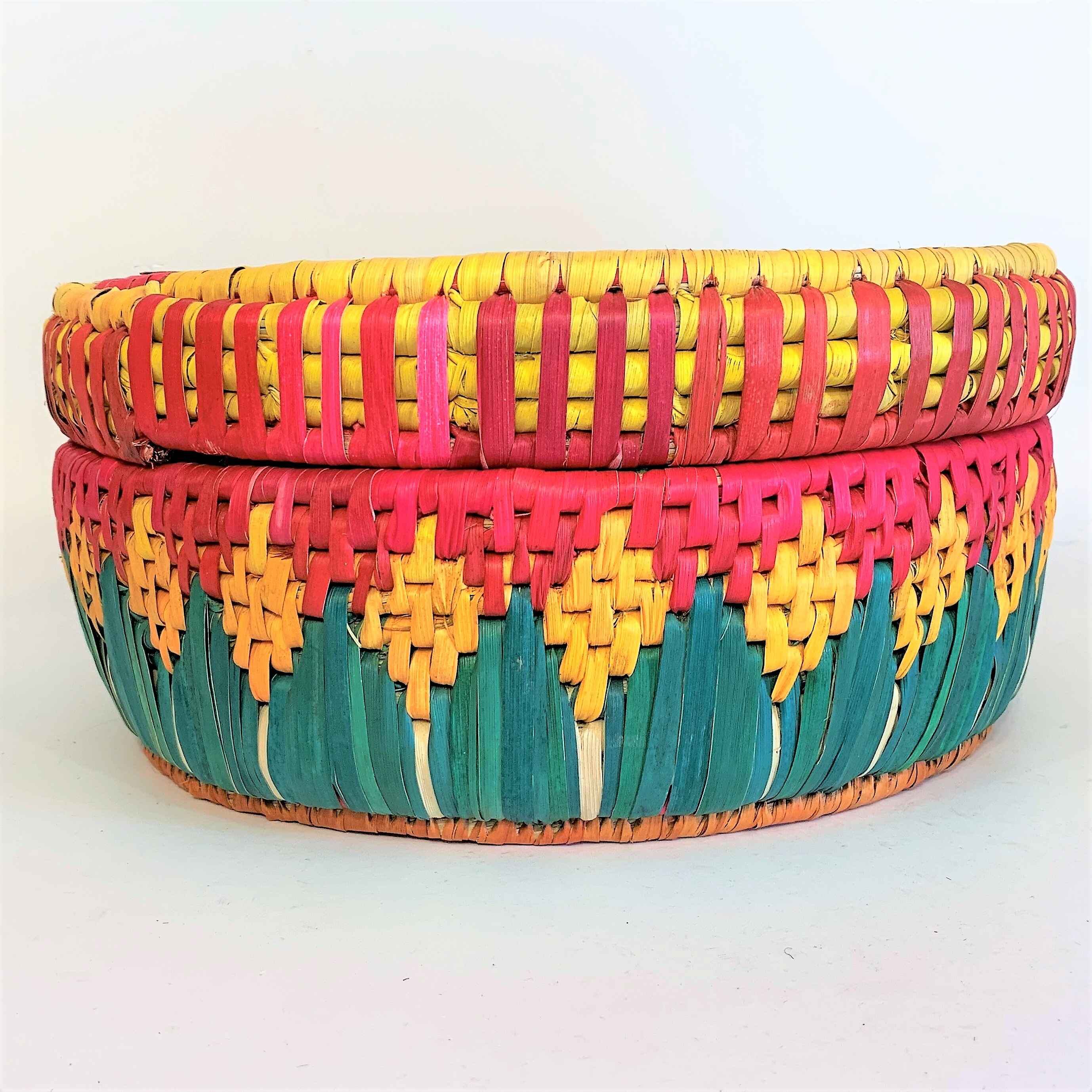 HAND WOVEN SARAIKI BASKETS WITH LID (PATARI) (NMHU)